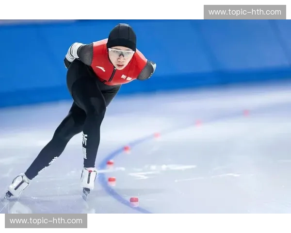 速度滑冰泳帽：为水中速度而生